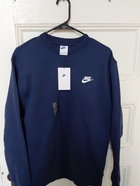 Nike- Mens Medium Navy Crewneck Sweatshirt